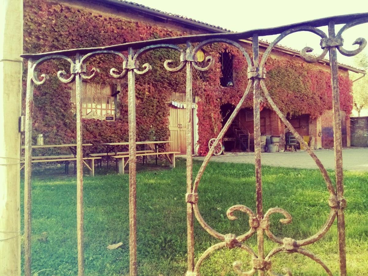 Casa Delle Foglie Sussurranti Villa Asti Eksteriør billede